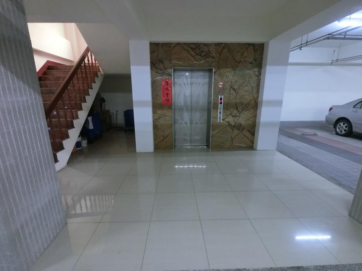 雲林斗六福爾摩莎大飯店 Hotel Exterior photo